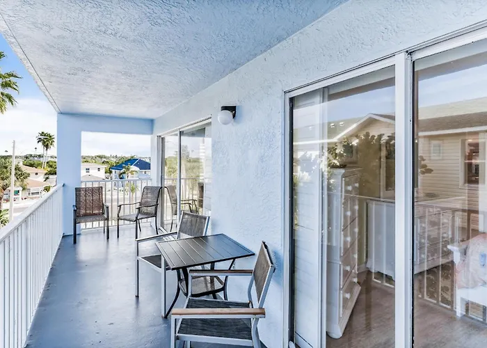 Dollar 212 Apartment