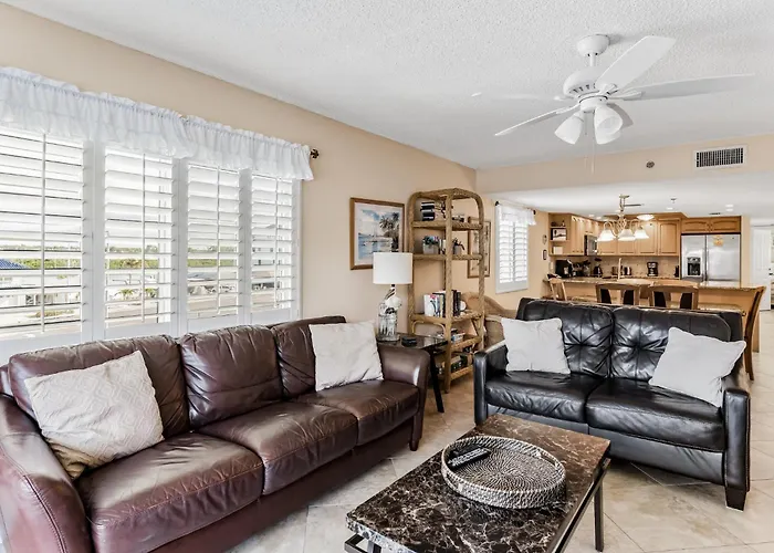 Apartment Dollar 212
